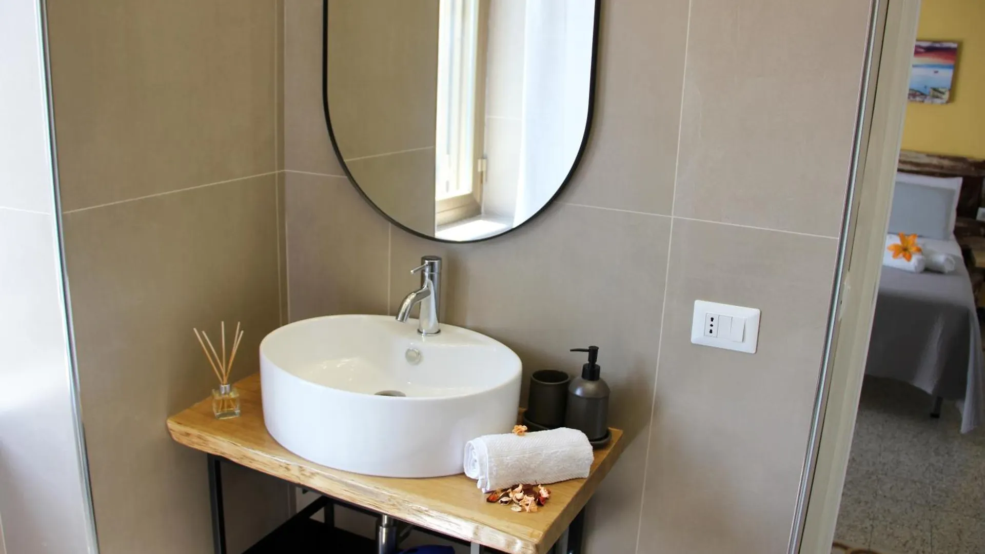 Bed and breakfast Le Guarattelle House Teresina Room Nápoles Italia